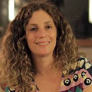Débora Slotnisky, author at the Laboratory of the Future