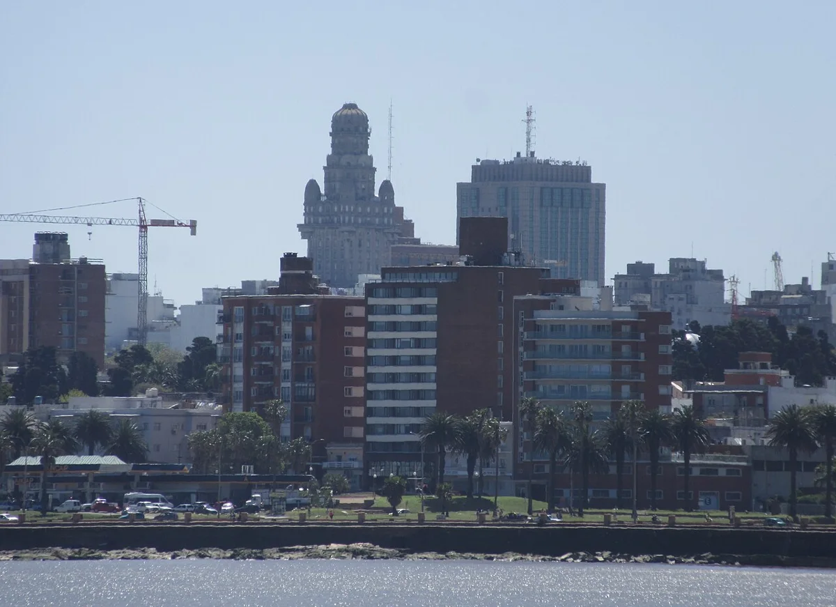 View of Montevideo along the Río de la Plata