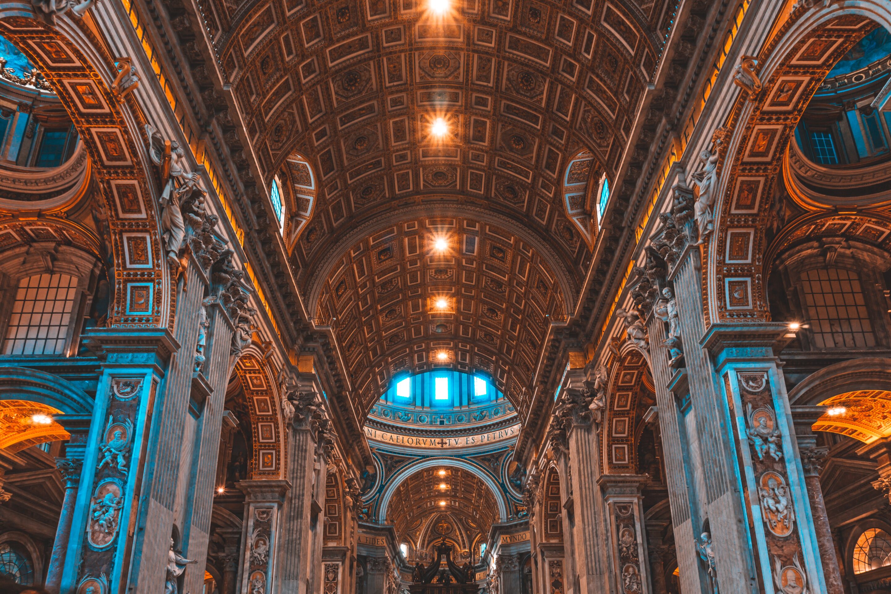 LA POSICIÓN DEL VATICANO SOBRE LA INTELIGENCIA ARTIFICIAL LA POSICIÓN DEL VATICANO SOBRE LA INTELIGENCIA ARTIFICIAL